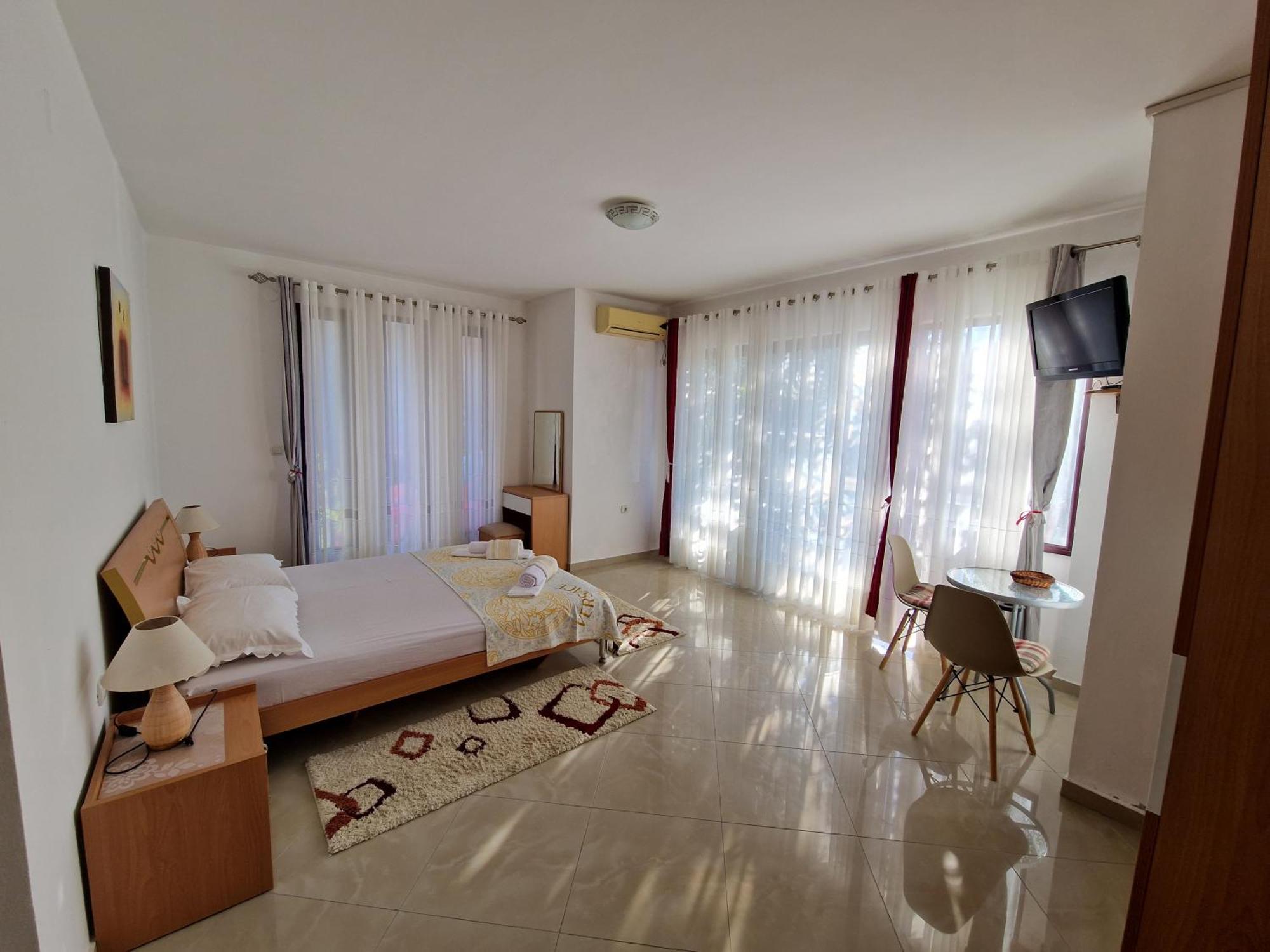 Studios M Ulcinj Pokoj fotografie